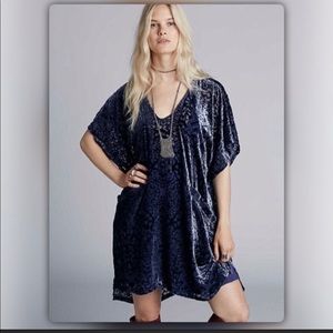 XS Velvet Burnout Room Of Shadows Dress